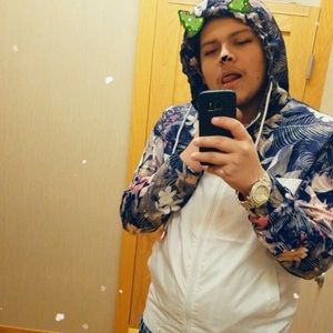 Meet your Posher, Jonathan